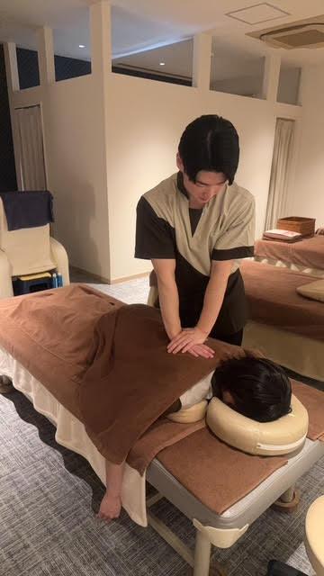 スタッフ